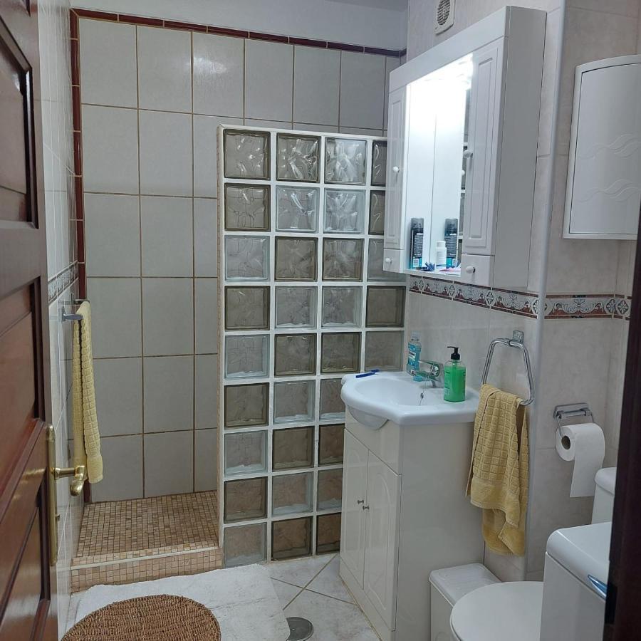 Victoria Court 2, Los Cristianos Guincho  Ngoại thất bức ảnh