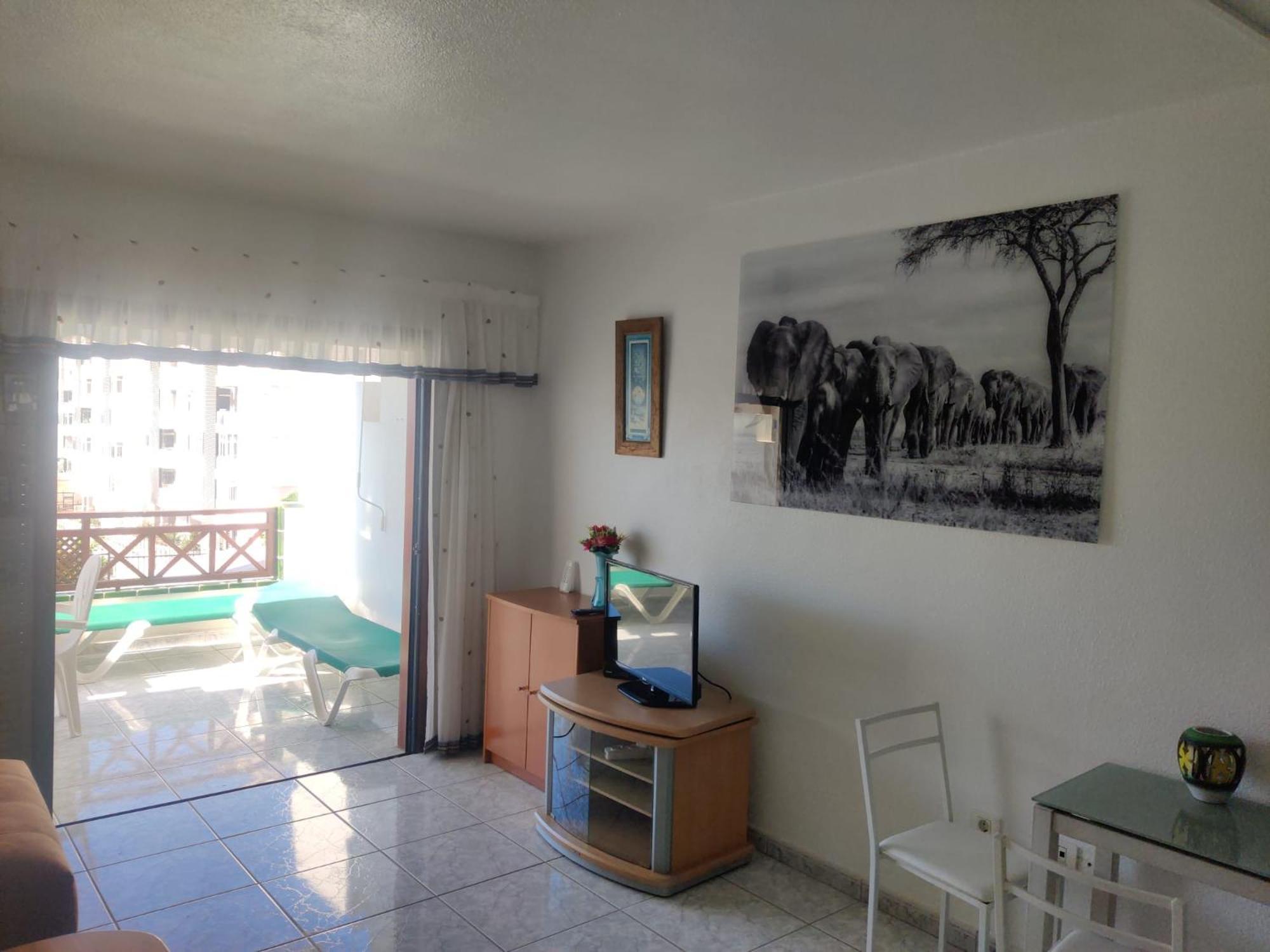 Victoria Court 2, Los Cristianos Guincho  Ngoại thất bức ảnh